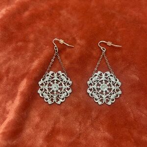 Elegant Silver Filigree Earrings